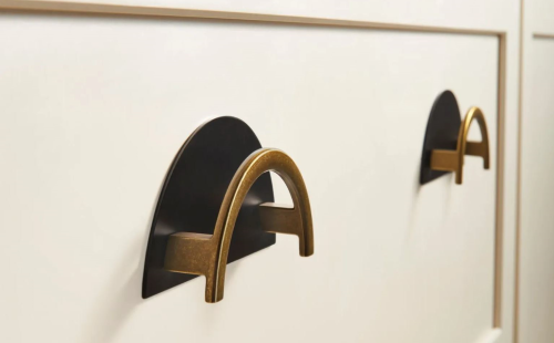 Cabinet door styles and hardware finishes on display